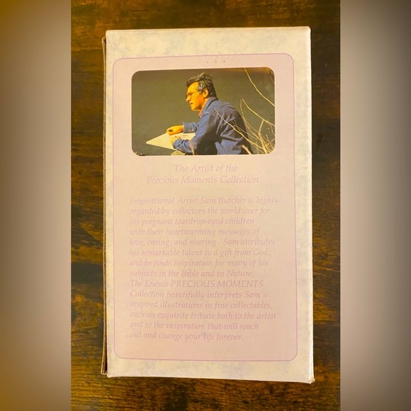 1994 Precious Moments Figurine. Artwork by the late Sam Butcher. - Picture 5 of 14